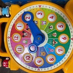 ディズニー　知育玩具　時計