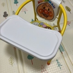 アンパンマンのキッズチェアの画像