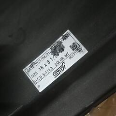 STI　ホイール　オブジェに　ガリキズ一箇所ありの画像