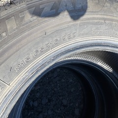 VRX3 215/65R16 21年製 4本 中古品 ブリヂストン
の画像