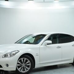 日産 フーガ　ハイブリッド 　ＦＵＧＡ　ＨＹＢＲＩＤ　ＶＩＰ　P...