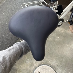 サドル　グレー　他　近所での引き取りの場合値下げあり
