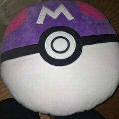 ポケモン　マスターボール　ぬいぐるみリュック