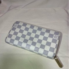 本日限定20000円→15000円LOUIS VUITTON ジッピーウォレット ダミエ  アズールの画像