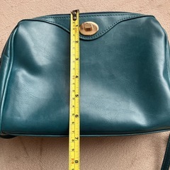 ショルダーバッグの画像