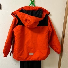 スキーウェア子ども140 （スキー手袋150付）の画像