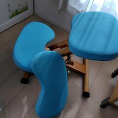 姿勢矯正イス◆高さ調整、フットクッション付き◆の画像