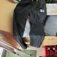 子供の服の画像