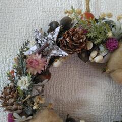 handmade　リース　コットン、色んな実の画像