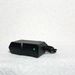【新品】スーパーファミコンACアダプター　10V,1A　ユニバーサル電源アダプターの画像