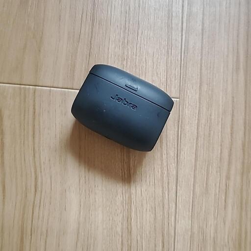 イヤホン
