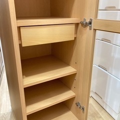 【トレファク高槻店】取りに来られる方限定！ナチュラルなキャビネットのご紹介です！の画像