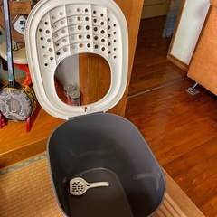猫トイレ　バケツ型　スコップ付きの画像