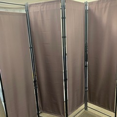 引き取り先決定 
4連パーテーション×2