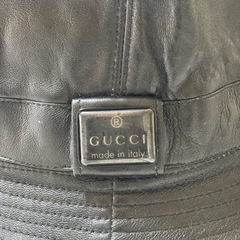 GUCCI レザーバケットハットの画像