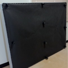 クイーンサイズベッド
の画像