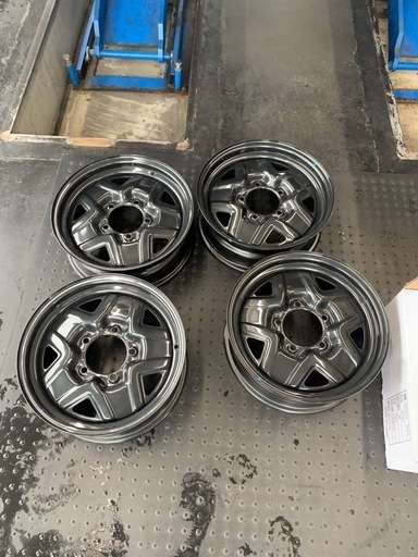 福岡市引き取り限定　ジムニー jb64 純正鉄ホイール4本セット
黒　タイヤ無し 福岡市引き取り限定 ジムニー jb64 純正鉄ホイール4本セット黒 タイヤ無し