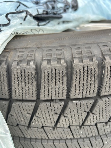 215／60／r16 スタッドレス中古