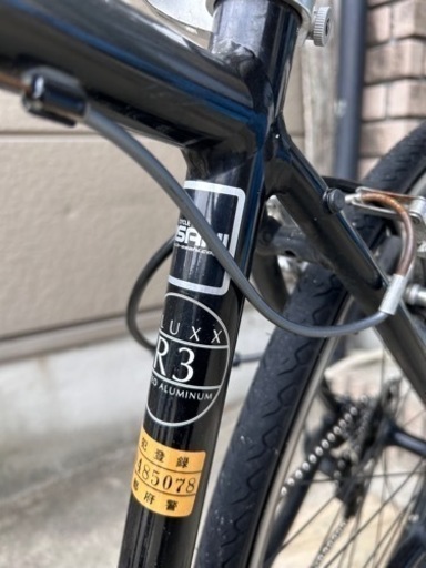 GIANT escape R3クロスバイク軽量アルミフレーム　SHIMANO21段変速