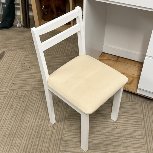 【超美品‼️】ニトリ 60cm幅3面鏡ドレッサー 化粧台 メイク 照明＆コンセント付き ホワイト♪