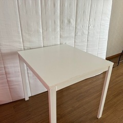 ダイニングテーブル　IKEA家具 机