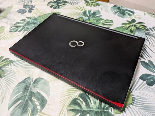 富士通　ノートPC　Windows11 LIFEBOOK A748/TX