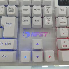 【恵庭】NPET　ゲーミングキーボード　K10　日本語配列　ホワイト　有線　中古品　PayPay支払いOK！の画像