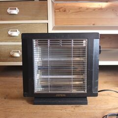 電気ストーブ　ゼピール 