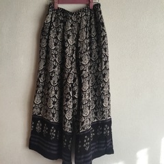 MAＬA I K A/ワイドパンツ　期間限定ポプリ付き