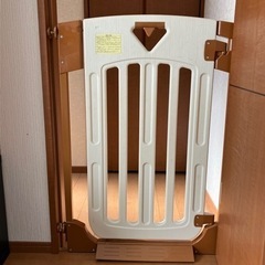ベビーゲイト　ペットゲイト　扉付きつっぱりタイプ　スマートゲイトII  子供用品 ベビー用品 安全、保護グッズの画像