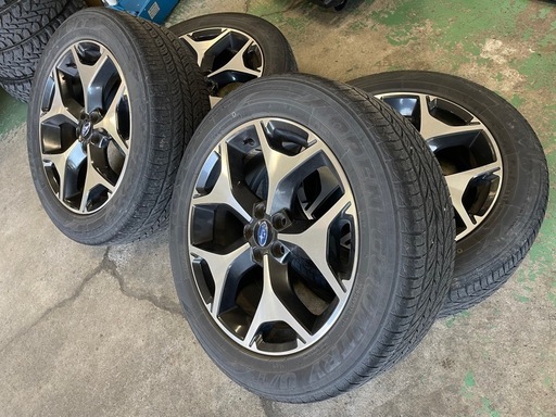スバルフォレスターＳリミSJ5純正　225/55R18インチアルミホイール4本(純正ノーマルタイヤ付き)　