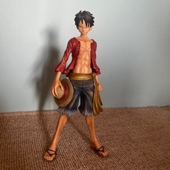 ワンピース フィギュア　モンキー・ D・ルフィ値下げしました