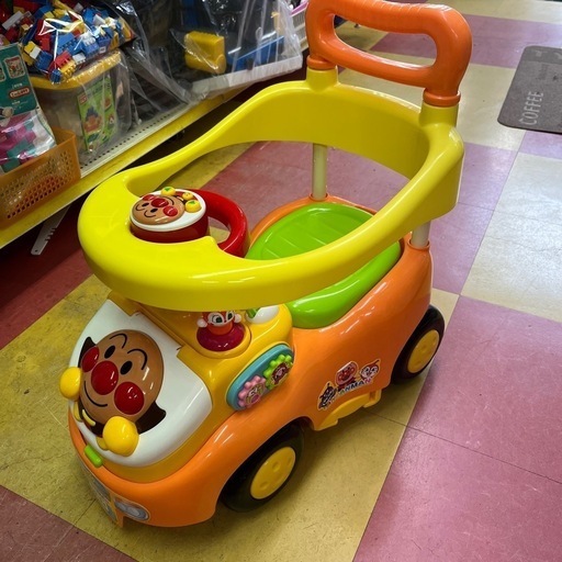アンパンマン 室内乗用カー
