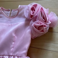 子供服　キッズ　女の子　ピンク　バラ　ドレス　発表会　結婚式　110cm120cm位の画像