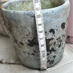 無料！ヴィンテージ風陶器　植木鉢の画像