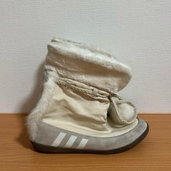 adidas アディダス　ブーツの画像
