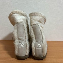 adidas アディダス　ブーツの画像