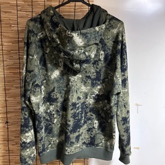 アンダーアーマーパーカーの画像