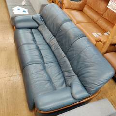 【愛品倶楽部柏店】本革3人掛けソファ ブルーグレーの画像