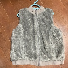 スキップランド　モコモコベスト　サイズ120の画像