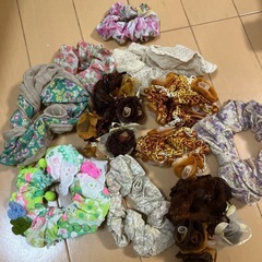 手作りシュシュまとめて