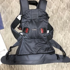 ベビービョルン☆ベビーキャリアONEKAI 抱っこ紐