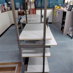 パソコンラックの画像