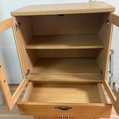 【古め】食器棚差し上げますの画像