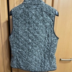 Ａbercrombie&Ｆitch ベスト　Sサイズの画像