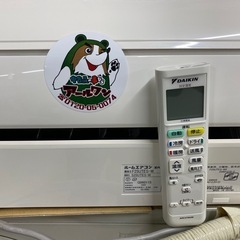 🏠【エアコン】アールワンはマンガ倉庫とタッグを組んで高価買取!!地域最大級！キレイ目！ダイキン8畳用の画像