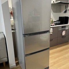 決まりました！
冷蔵庫　東芝　330Ｌ　