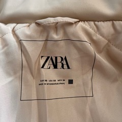 ZARA ダウンコートの画像