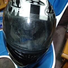 ヘルメットの画像
