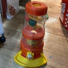 おもちゃ三種類の画像